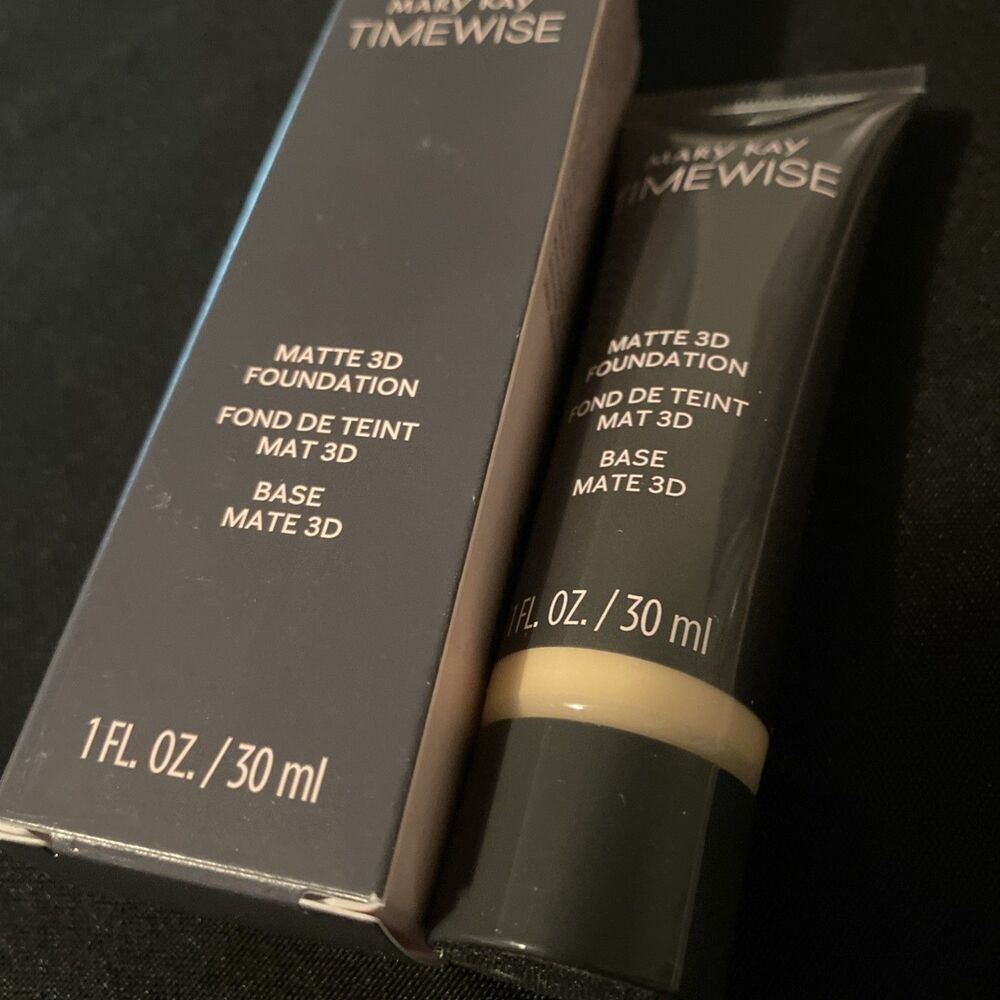 Mary Kay Timewise Matte 3D Liquid Foundation Ivory N 140